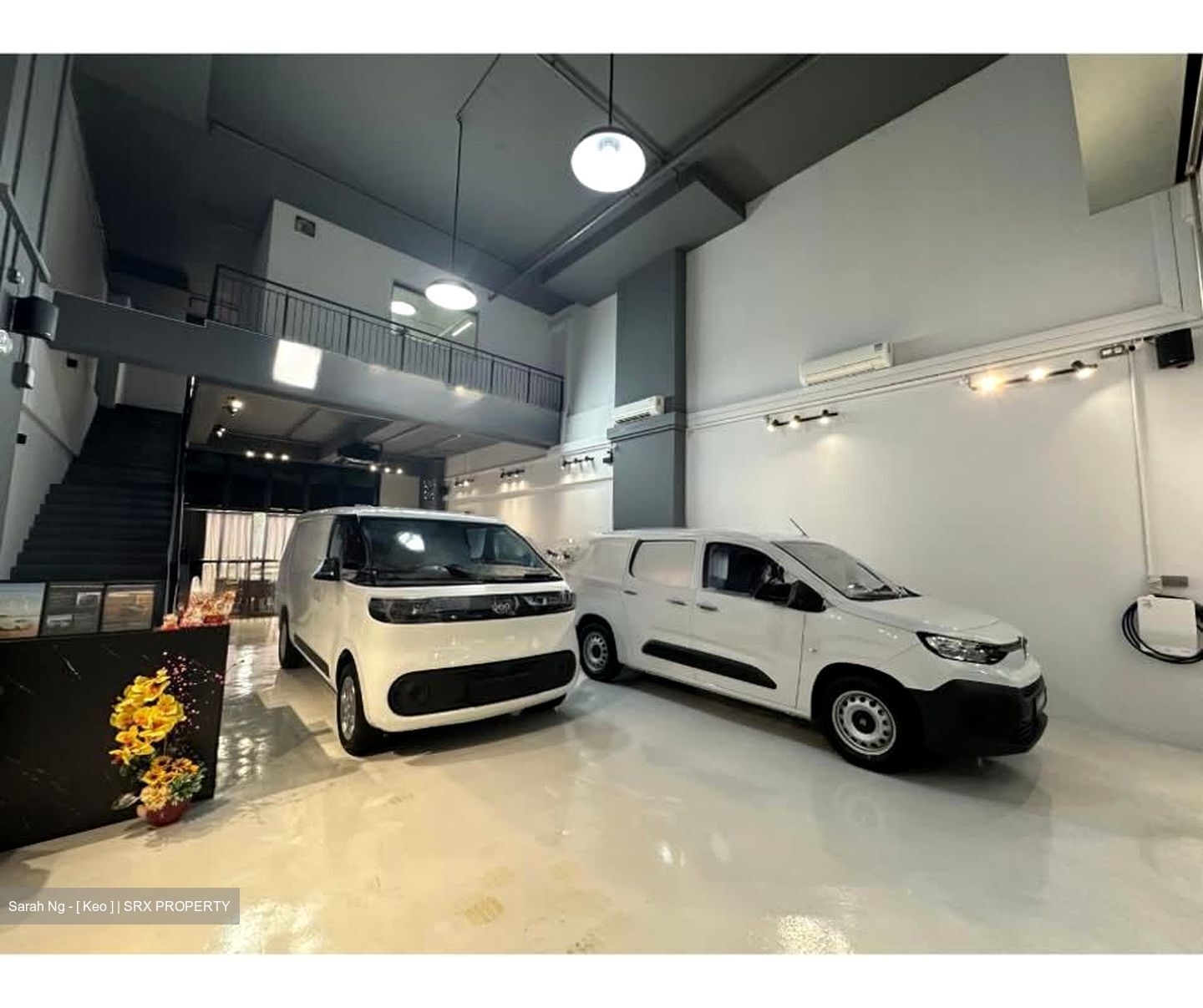 E9 Premium (D27), Factory #538680811